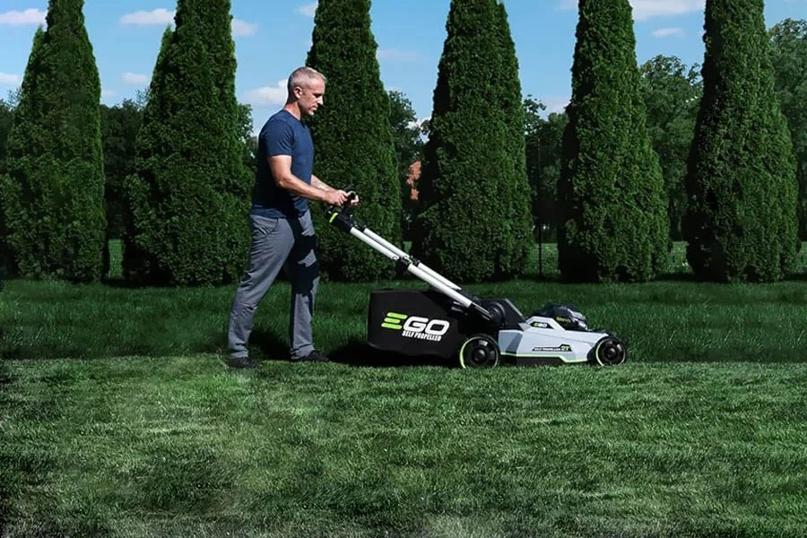 self powered lawn mowers